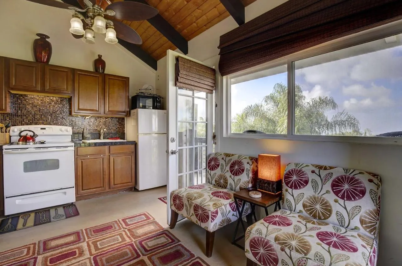 Charming Kailua-Kona Apartment Near Hiking And Golf! 0*,